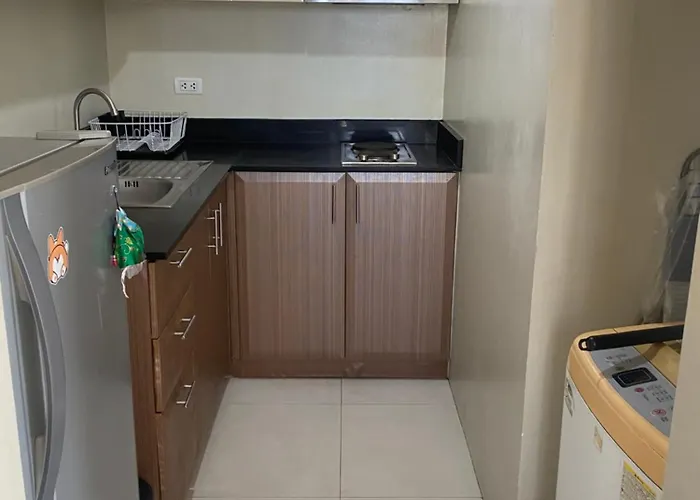 One Palmtree 1br Across Naia Airport Terminal 3 *